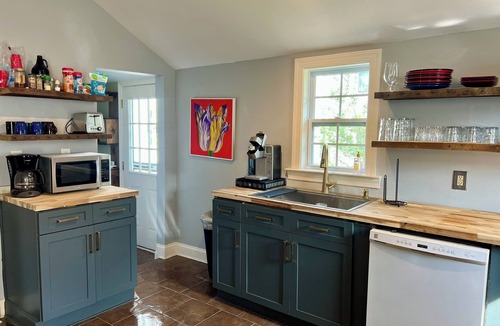Historic Waverly House | 12 South Abode near Belmont University, Shopping and great food