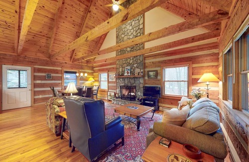 Seven Devils Cabin | 120 m² Cabin ∙ 2 bedrooms ∙ 6 guests