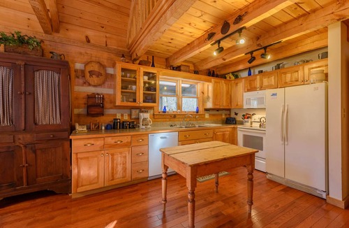 Seven Devils Cabin | 120 m² Cabin ∙ 3 bedrooms ∙ 12 guests