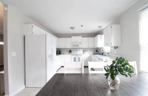 Apex House | 121 m² House ∙ 3 bedrooms ∙ 6 guests