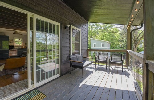 Woodfin House | 123 m² House ∙ 3 bedrooms ∙ 6 guests