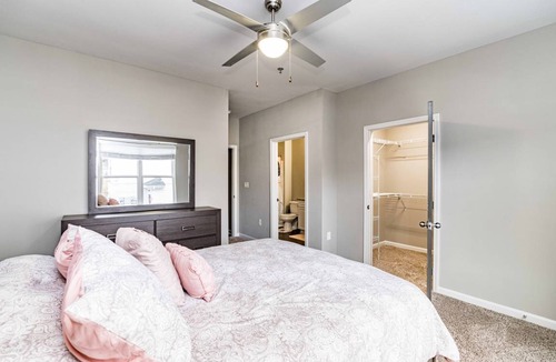 Morrisville Apartment | 124 m² Apartment ∙ 2 bedrooms ∙ 4 guests