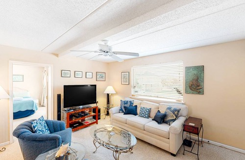 Hatteras Condo | 125 m² Condo ∙ 2 bedrooms ∙ 4 guests