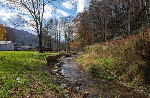 Boone Cabin | 127 m² Cabin ∙ 2 bedrooms ∙ 6 guests