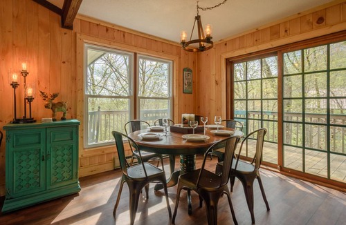Beech Mountain Ski Chalet | 130 m² Chalet ∙ 3 bedrooms ∙ 9 guests