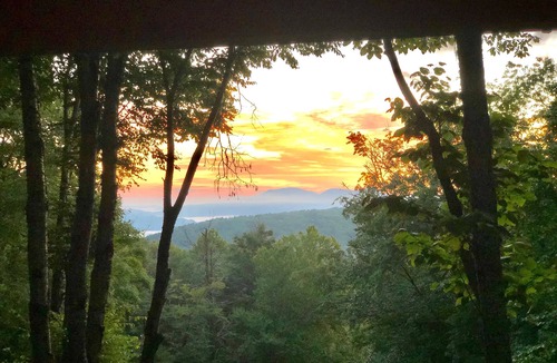 Beech Mountain Ski Chalet | 1300 ft to Ski Beech! New decks and interior updates. Great views Last min deals