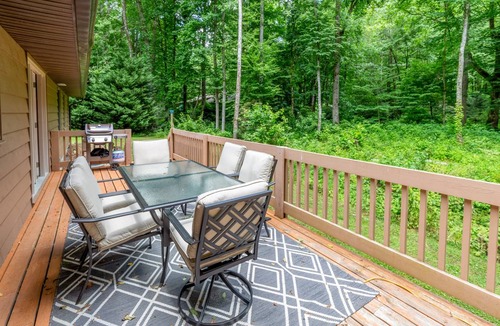 Cullowhee House | 133 m² House ∙ 3 bedrooms ∙ 6 guests