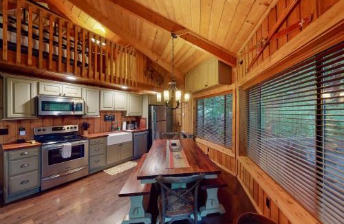 Beech Mountain House | 135 Village Cluster