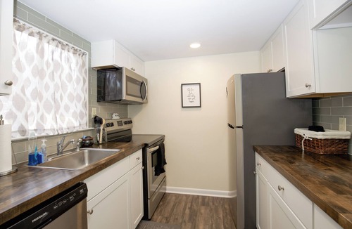 Pinehurst Condo | 136 Lakeview - 2 bed/2 bath condo with access to the community pool!