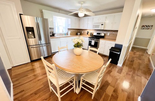 James City House | 136 m² House ∙ 3 bedrooms ∙ 4 guests