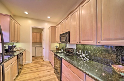Whittier Apartment | 137 m² Apartment ∙ 2 bedrooms ∙ 6 guests
