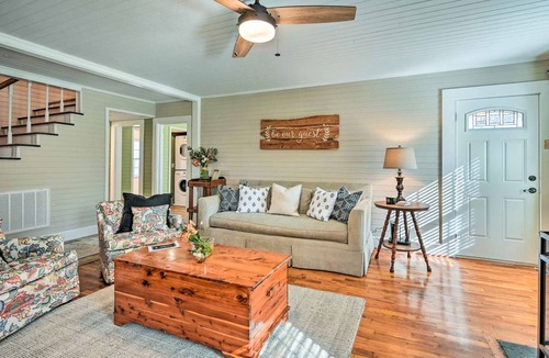 Browns Summit Cottage | 139 m² Cabin ∙ 3 bedrooms ∙ 8 guests