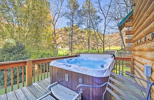 Bryson City House | 139 m² House ∙ 3 bedrooms ∙ 7 guests