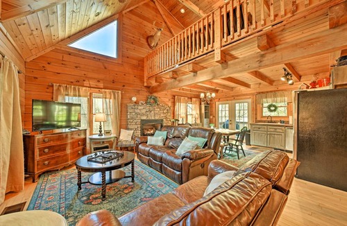 Bryson City House | 139 m² House ∙ 3 bedrooms ∙ 7 guests