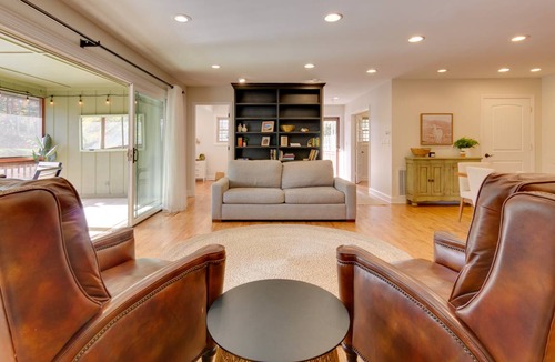 Tuxedo House | 139 m² House ∙ 4 bedrooms ∙ 10 guests