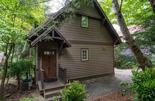 Cheshire House | 139 m² House ∙ 2 bedrooms ∙ 4 guests