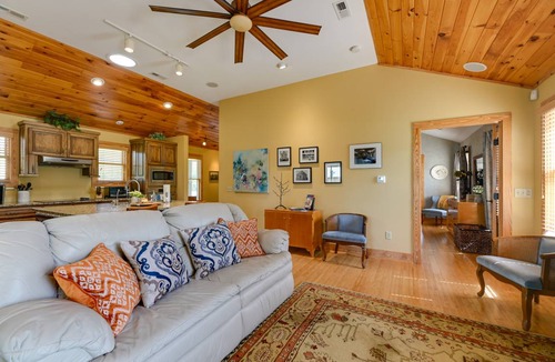 Council House | 139 m² House ∙ 1 bedroom ∙ 2 guests