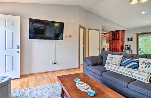 Mills River House | 145 m² House ∙ 3 bedrooms ∙ 6 guests