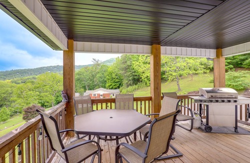 Asheville House | 147 m² House ∙ 3 bedrooms ∙ 8 guests