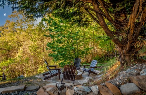 Bryson City House | 148 m² House ∙ 3 bedrooms ∙ 6 guests