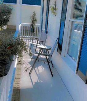 Fayetteville House | 149 m² House ∙ 3 bedrooms ∙ 10 guests
