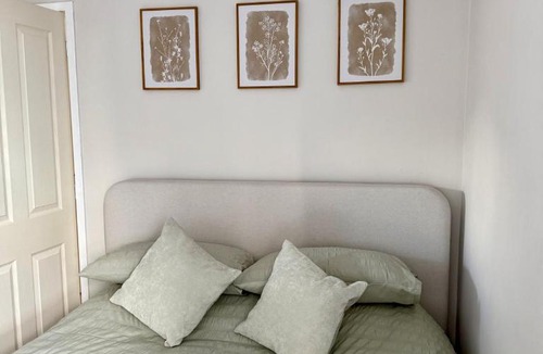 Fort William Apartment | 15 By The Shore