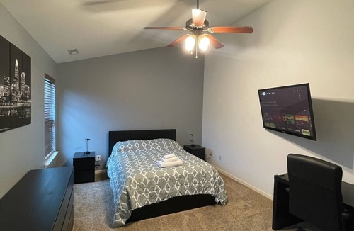 Harwood Lane House | 15 min from Charlotte Airport, Private Master Bedroom - shared common area