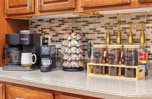 Asheville House | 15 Minutes to Downtown Asheville! Movie Theater, Game Rm, HotTub, Sauna, Firepit