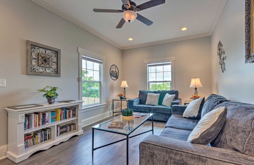 Hendersonville Apartment | 152 m² Apartment ∙ 3 bedrooms ∙ 6 guests