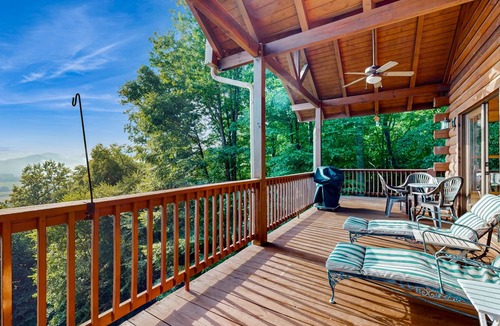 Glens of Ironduff Cabin | 152 m² Cabin ∙ 4 bedrooms ∙ 8 guests