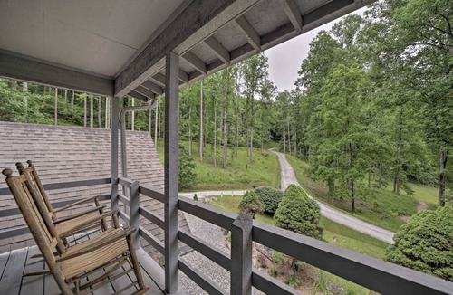 Bryson City House | 152 m² House ∙ 3 bedrooms ∙ 8 guests