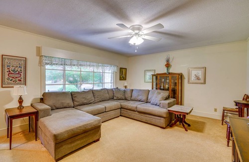Lumberton House | 155 m² House ∙ 3 bedrooms ∙ 6 guests