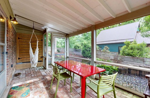 Weaverville House | 155 m² House ∙ 3 bedrooms ∙ 8 guests