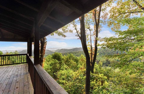 Deep Gap Cabin | 157 m² Cabin ∙ 2 bedrooms ∙ 10 guests
