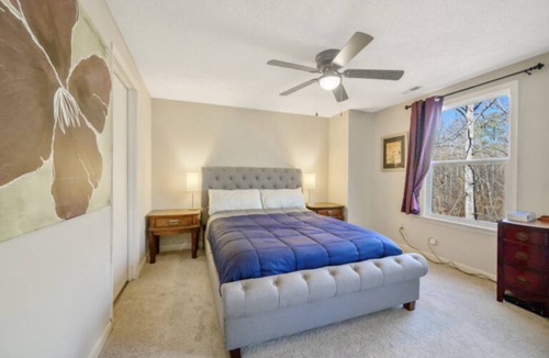 North Raleigh Apartment | 158 m² Apartment ∙ 3 bedrooms ∙ 8 guests
