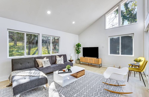 Troy House | 161 m² House ∙ 3 bedrooms ∙ 11 guests