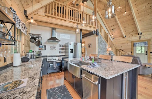 Maggie Valley House | 162 m² House ∙ 3 bedrooms ∙ 8 guests