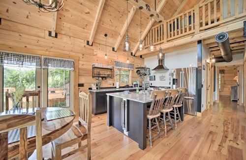 Maggie Valley House | 162 m² House ∙ 3 bedrooms ∙ 8 guests