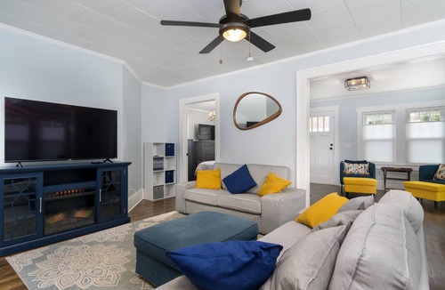 Swannanoa House | 163 m² House ∙ 3 bedrooms ∙ 6 guests