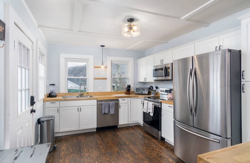 Swannanoa House | 163 m² House ∙ 3 bedrooms ∙ 6 guests