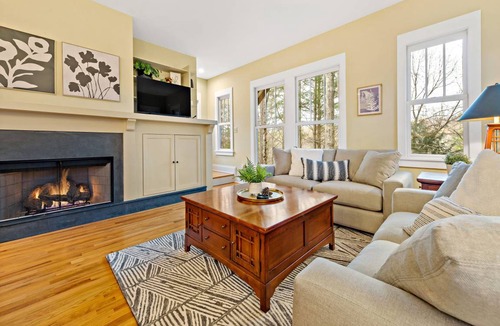 Cheshire House | 163 m² House ∙ 3 bedrooms ∙ 6 guests