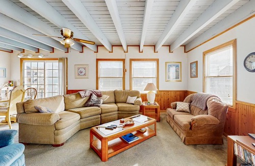 Waves House | 167 m² House ∙ 4 bedrooms ∙ 8 guests