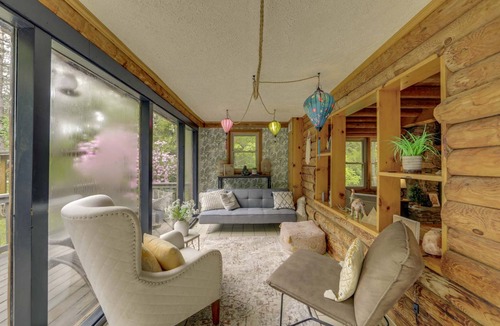 Canton House | 167 m² House ∙ 3 bedrooms ∙ 8 guests