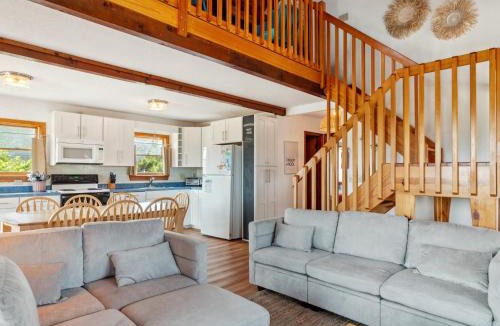 Ocean Sands House | 1686 - Eureka