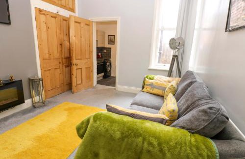 Jesmond Apartment | 17 Fairfield Road