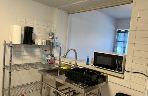 Demopolis Apartment | 1704 Worker crash pad