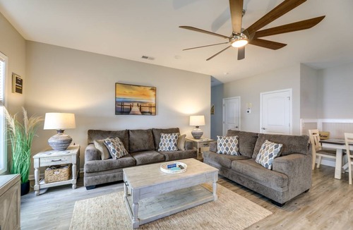 Morehead City Apartment | 173 m² Apartment ∙ 3 bedrooms ∙ 9 guests