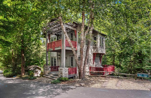 Cheshire House | 173 m² House ∙ 2 bedrooms ∙ 6 guests