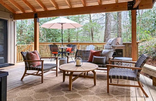 Mirror Lake Cottage | 176 m² Cabin ∙ 3 bedrooms ∙ 6 guests