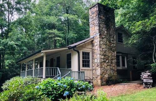 Mirror Lake Cottage | 176 m² Cabin ∙ 3 bedrooms ∙ 6 guests